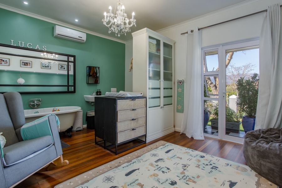 4 Bedroom Property for Sale in Vrykyk Western Cape